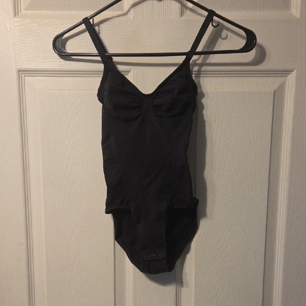 SKIMS Black Bodysuit NWOT
